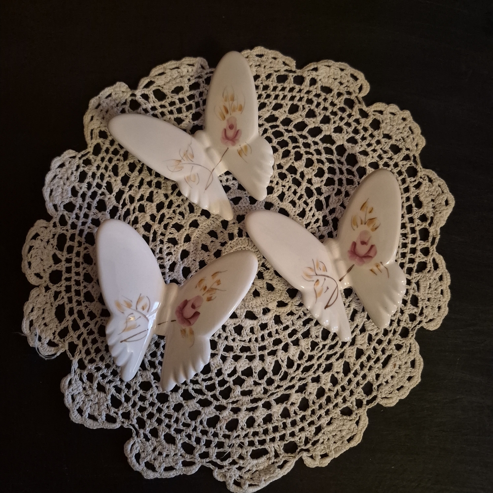 White Porcelain Butterfly Napkin Rings with Pink Rose and Gold Accents